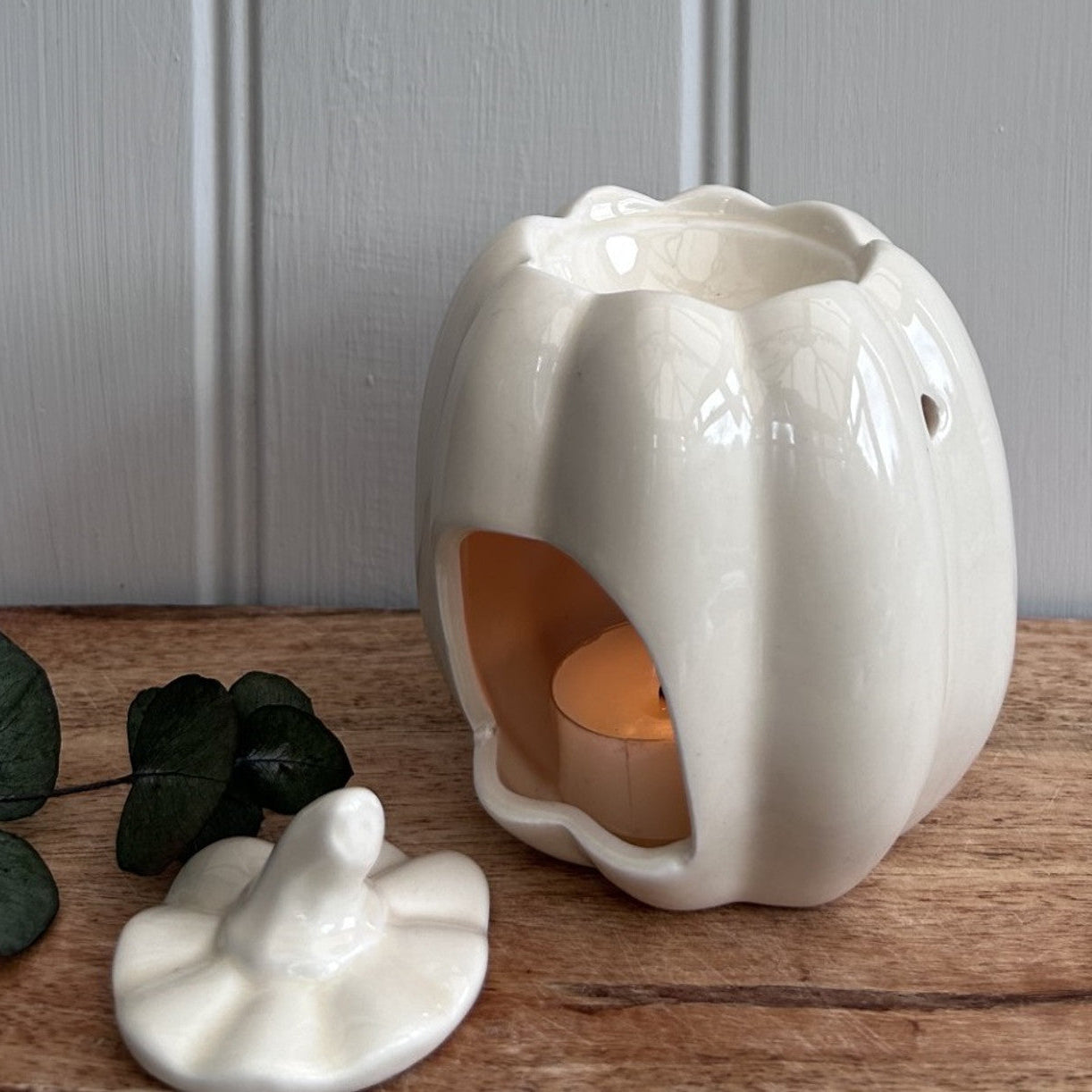 CREAM PUMPKIN WAX MELT BURNER